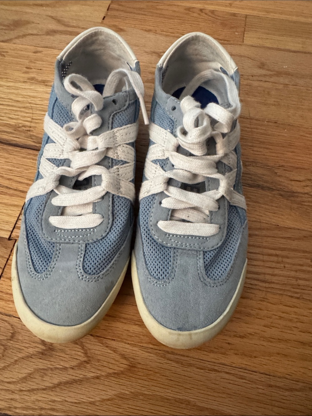 Sam Edelman women’s Light Blue and White Lace-Up Sneakers